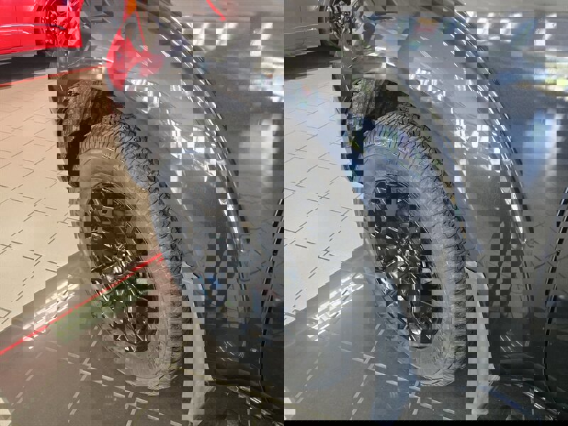 Used 2020 Nissan Frontier SV w/ Midnight Edition Floor Mats image 31