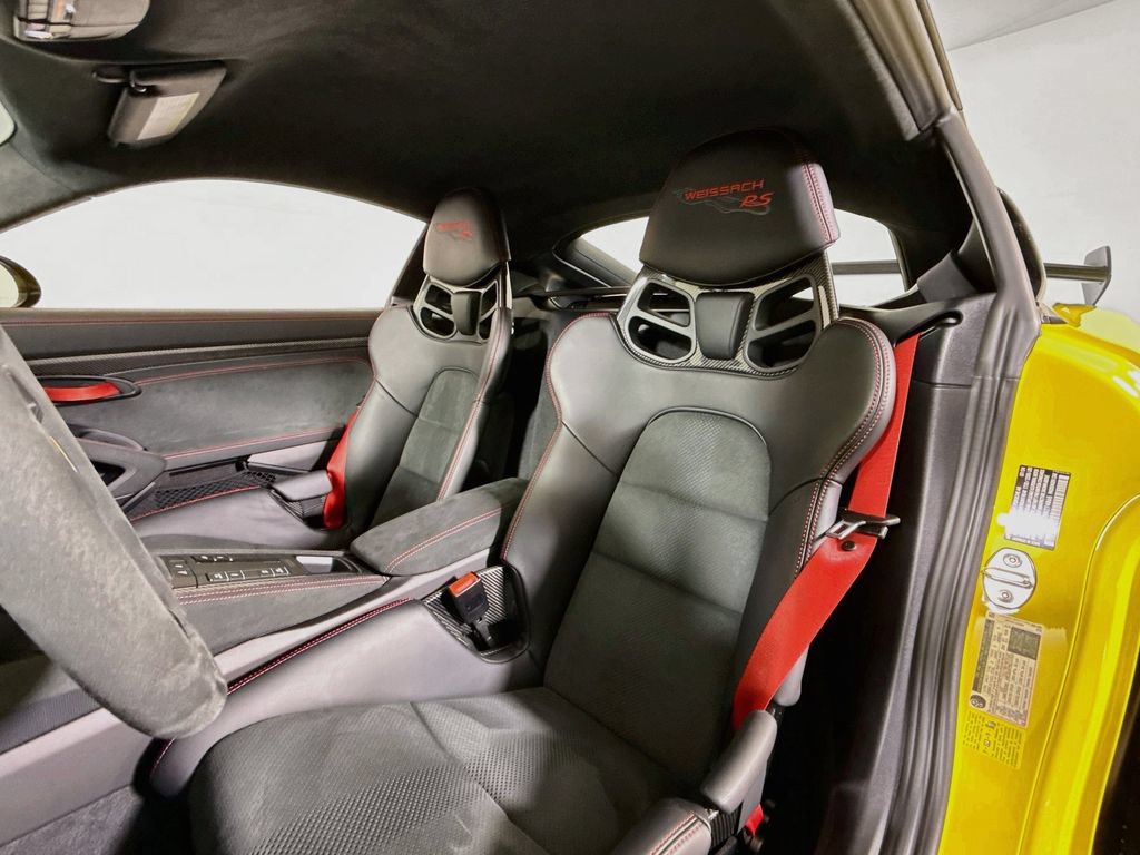Certified 2024 Porsche 718 Cayman GT4 RS RWD image 5