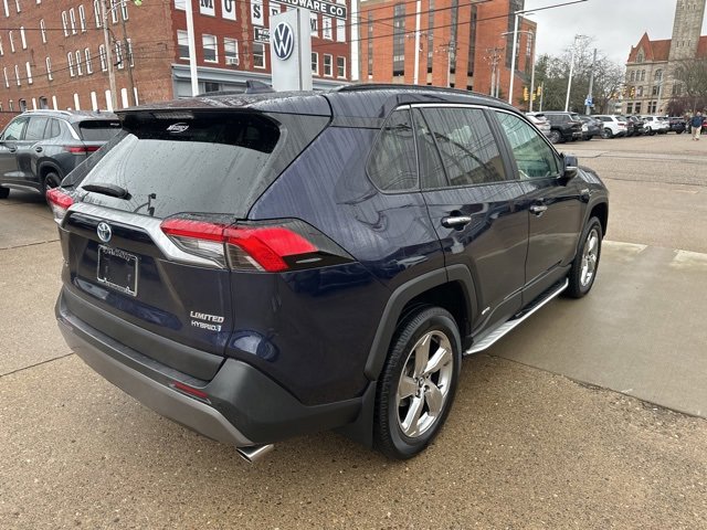 Used 2020 Toyota RAV4 Limited image 5