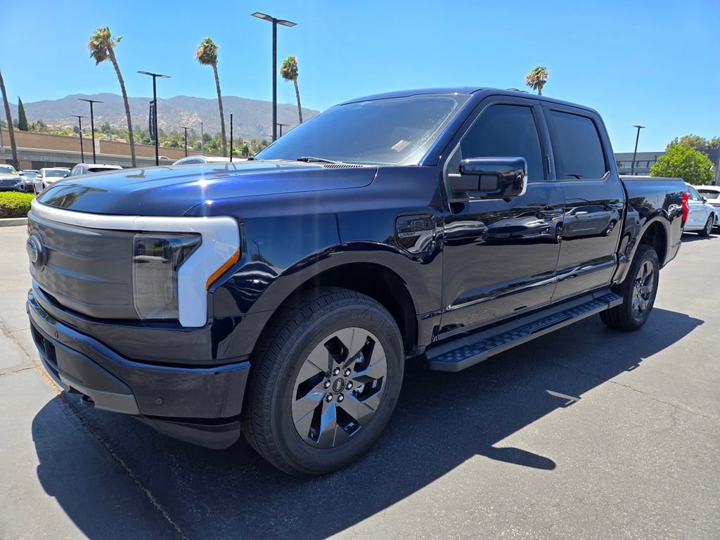 Used 2023 Ford F150 Lightning Lariat AWD/4WD image 3