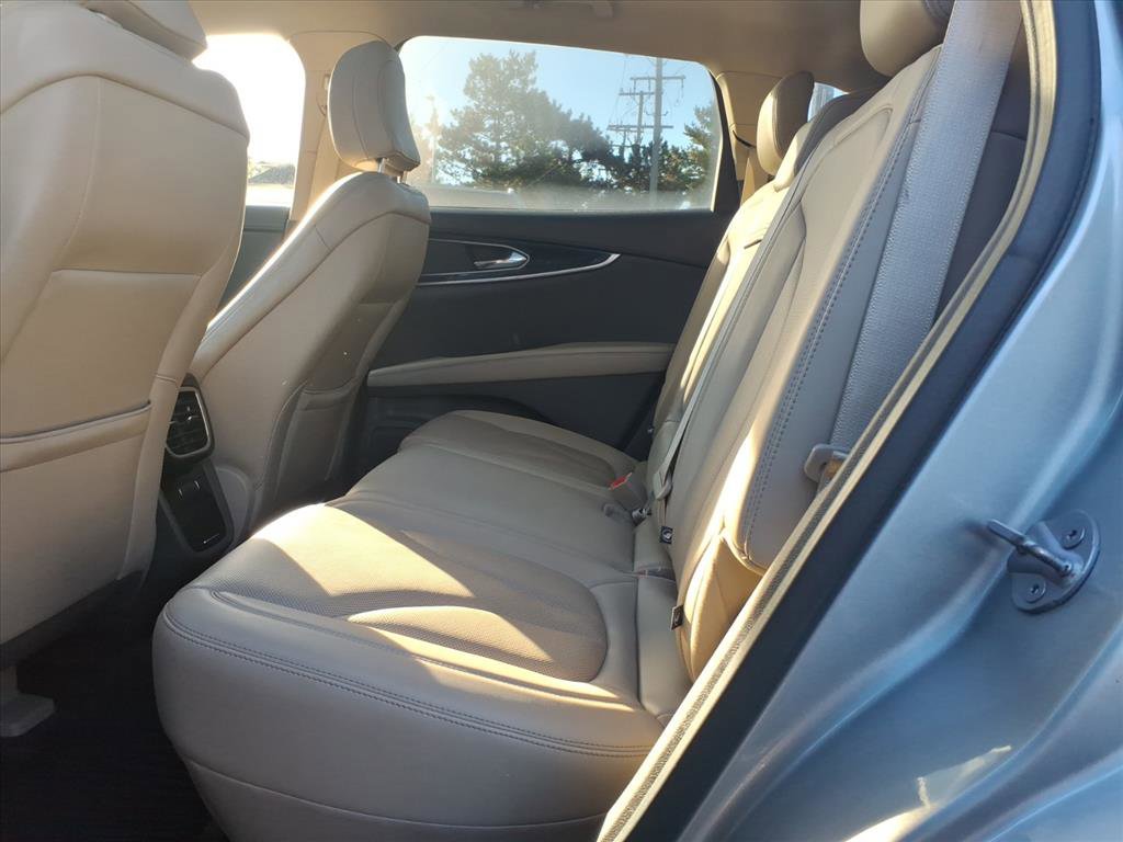 Used 2022 Lincoln Nautilus Reserve image 10