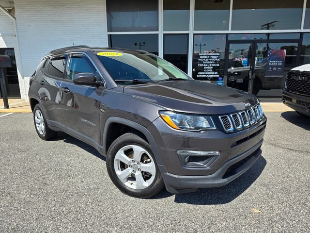 Used 2021 Jeep Compass Latitude w/ Mopar Graphics Package AWD/4WD image 2