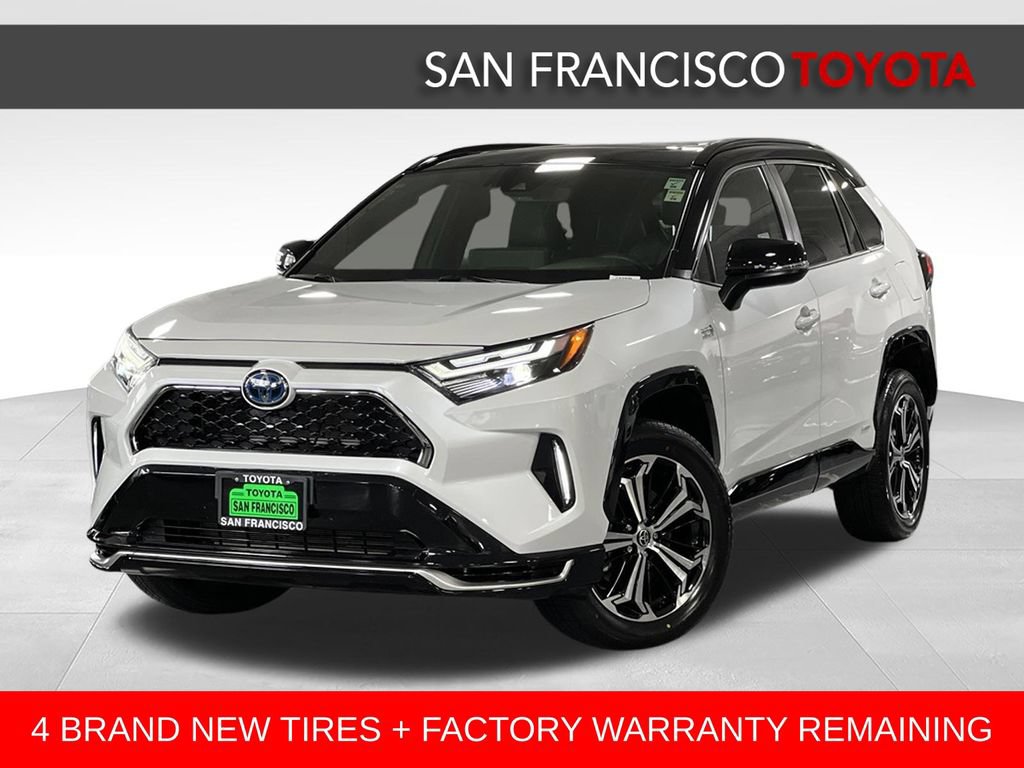 Used 2023 Toyota RAV4 XSE w/ Weather Package AWD/4WD image 1