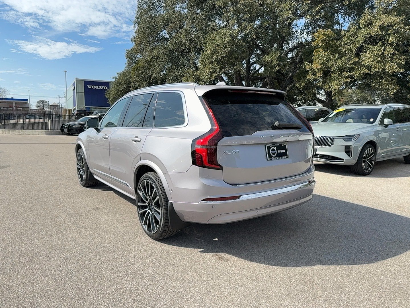 New 2026 Volvo XC90 B6 Ultra w/ Lounge Package AWD/4WD image 4