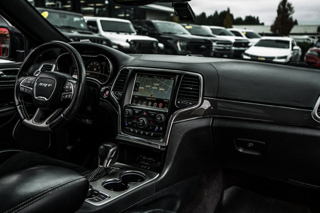 Used 2017 Jeep Grand Cherokee SRT AWD/4WD image 39