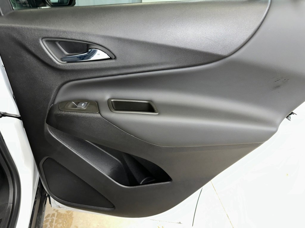 Certified 2024 Chevrolet Equinox LT image 30