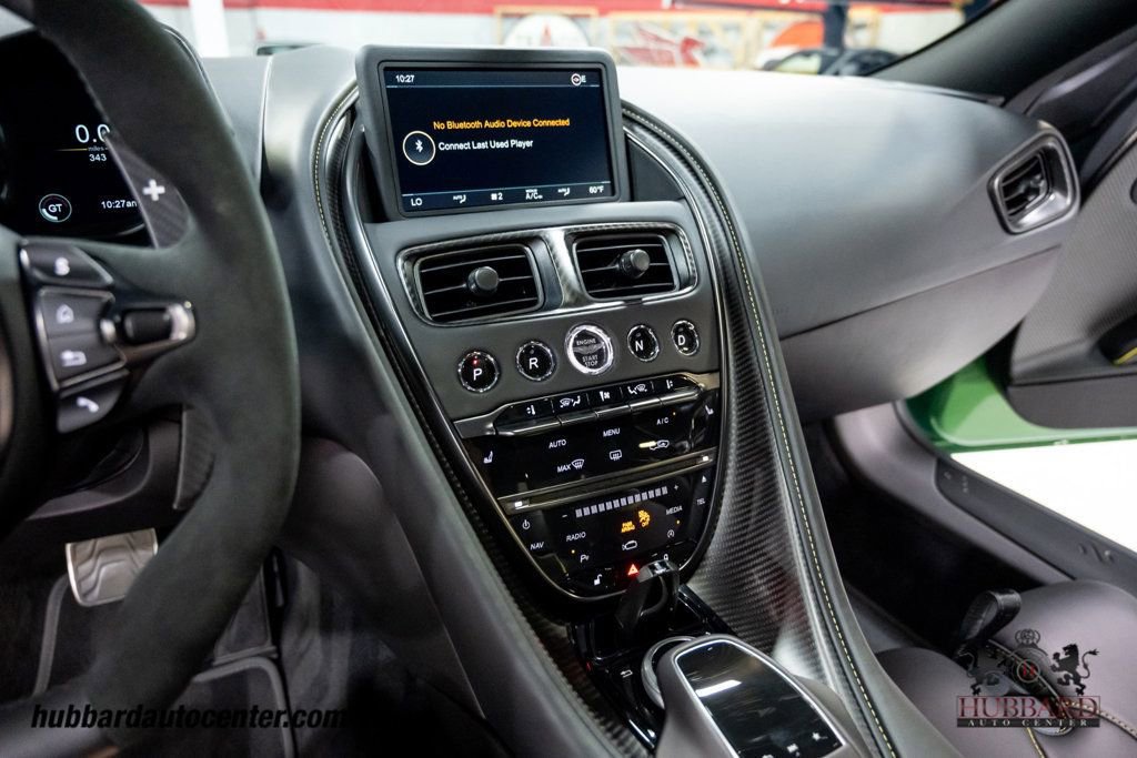 Used 2023 Aston Martin DBS Coupe image 21