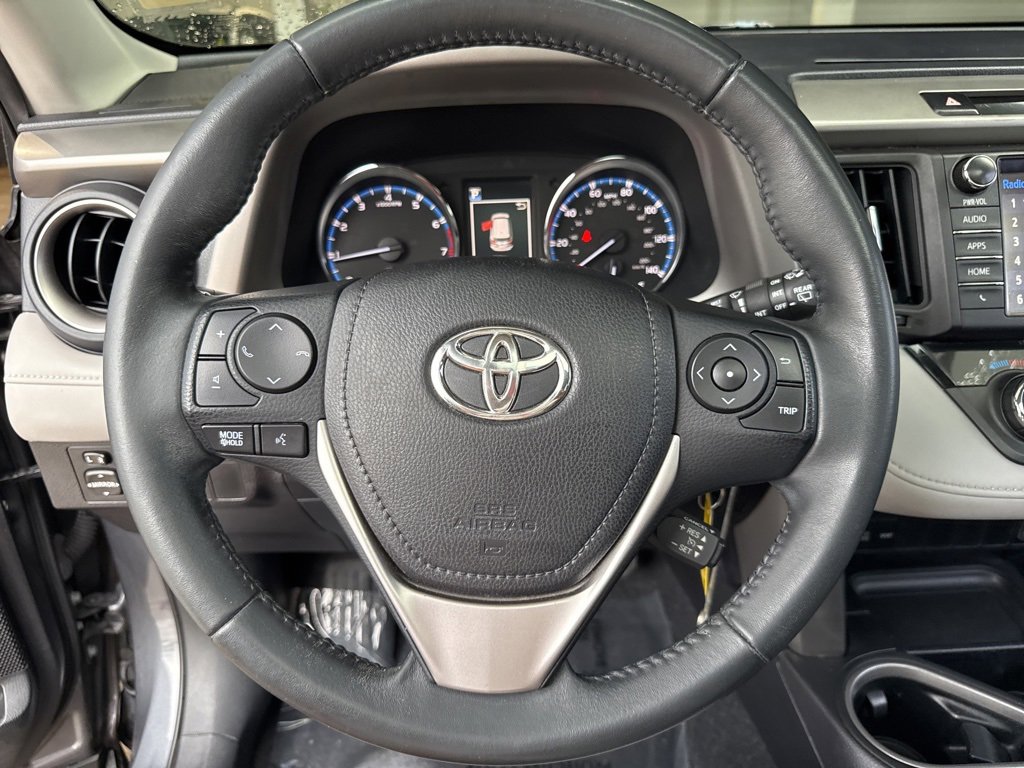 Used 2016 Toyota RAV4 XLE image 29