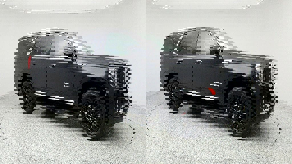 Used 2021 GMC Yukon SLT w/ SLT Premium Package image 3