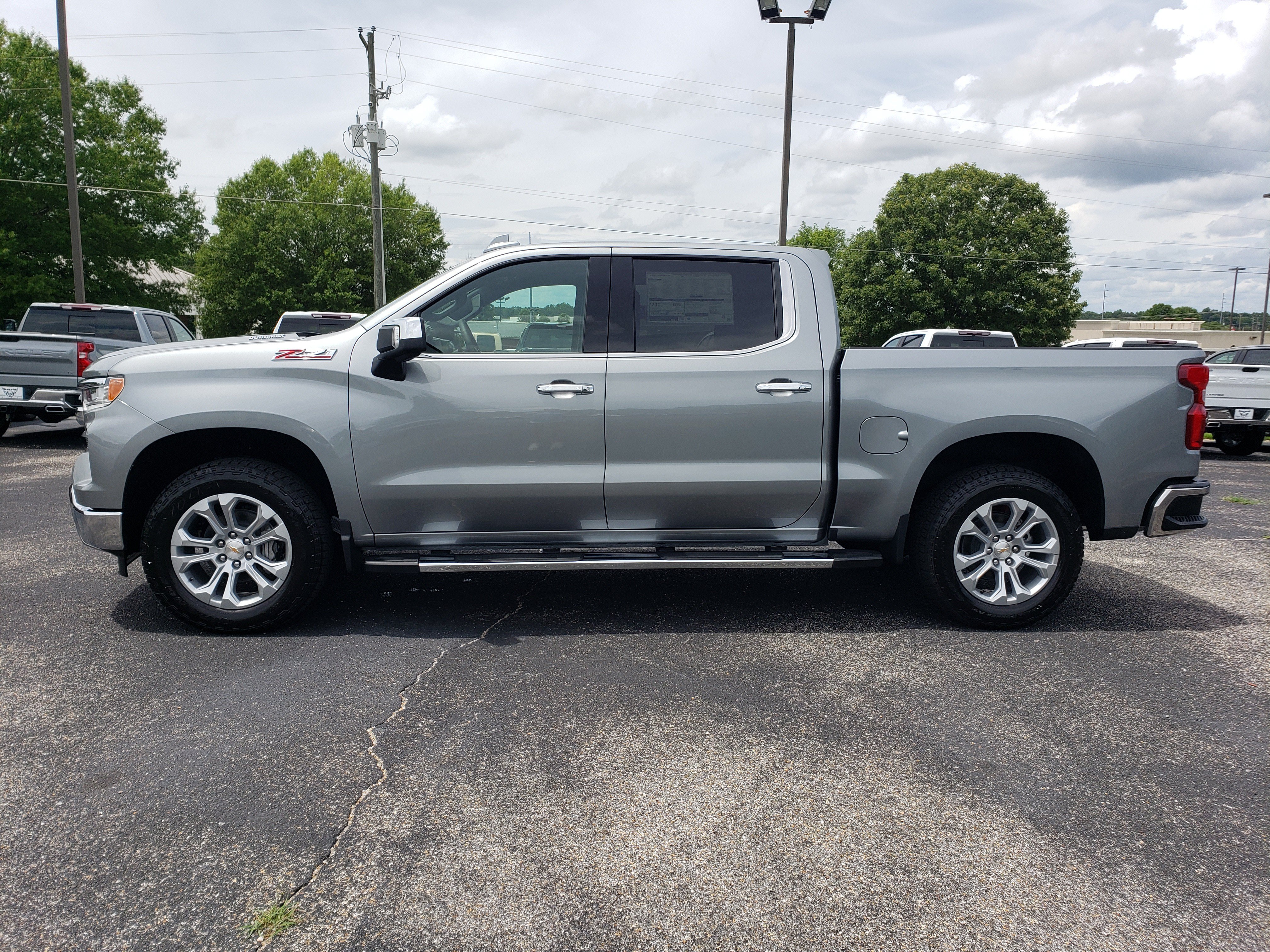 New 2026 Chevrolet Silverado 1500 LTZ AWD/4WD image 6