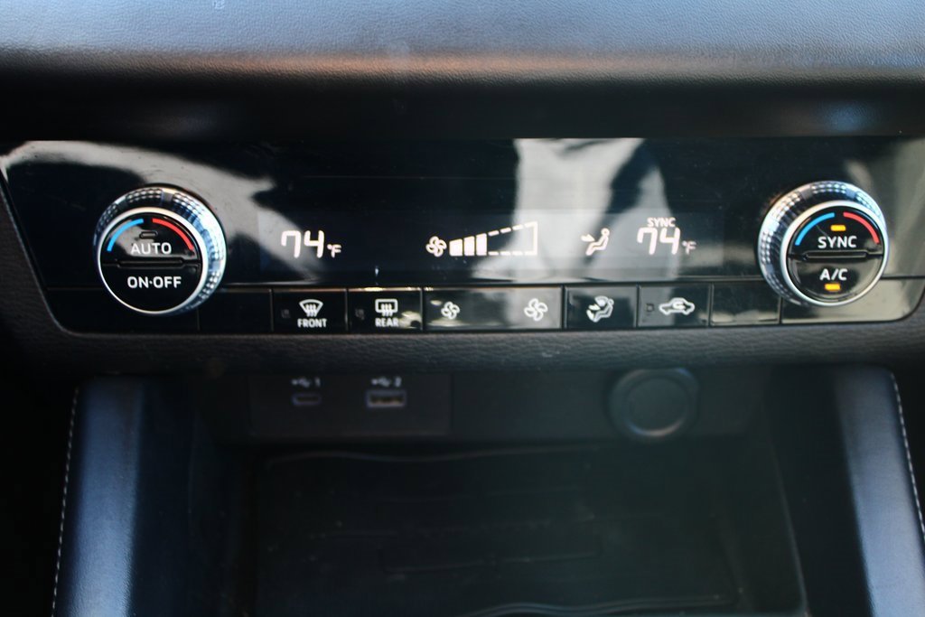 Used 2024 Mitsubishi Outlander ES image 18