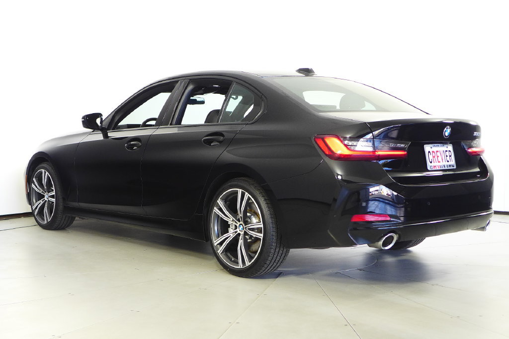 Used 2023 BMW 330i Sedan w/ Driving Assistance Package RWD image 9