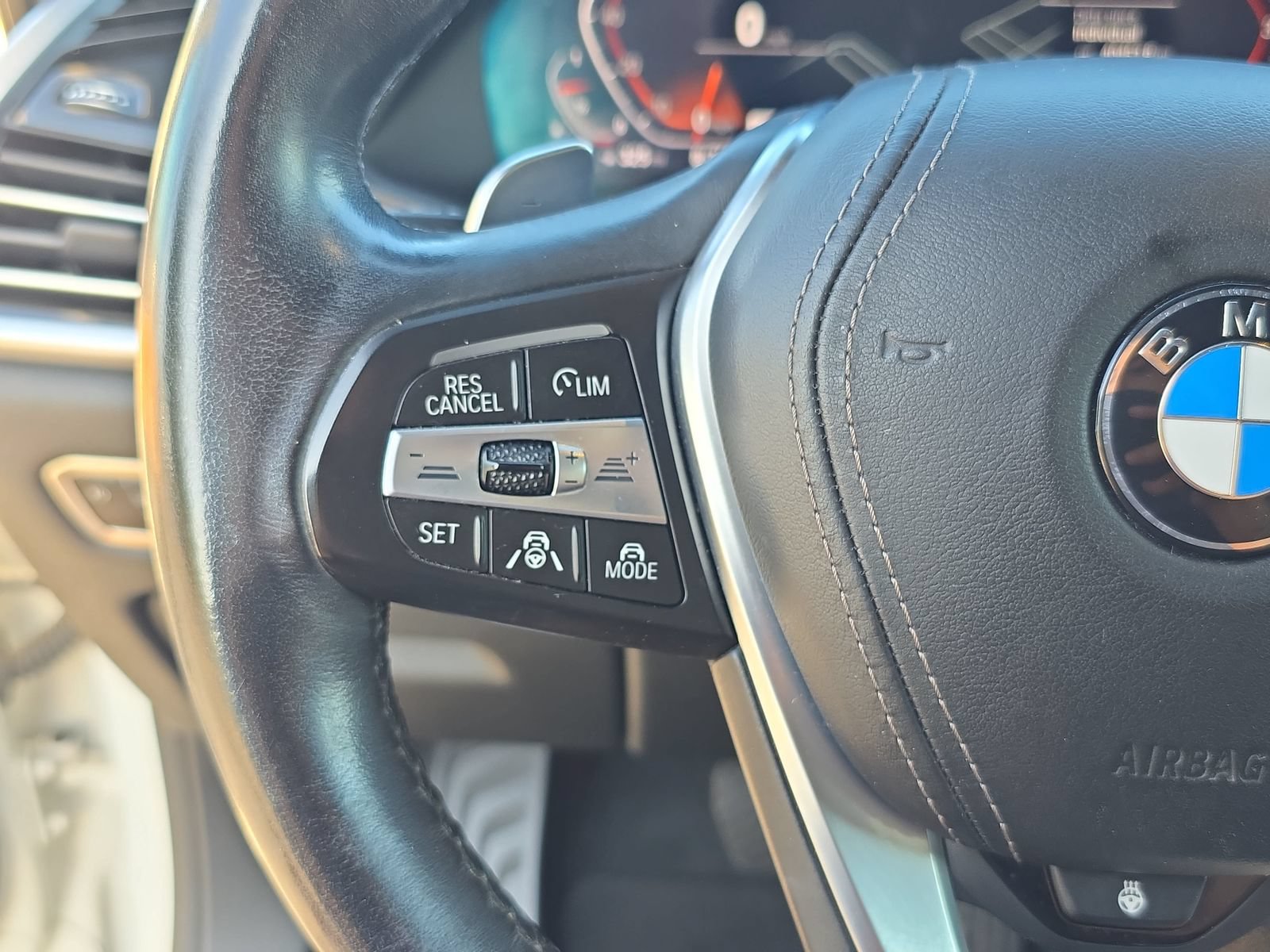 Used 2019 BMW X5 xDrive40i AWD/4WD image 14