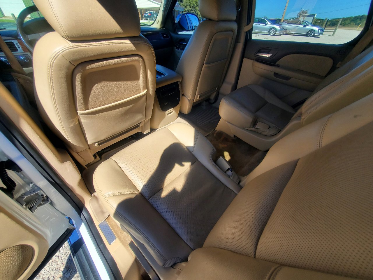 Used 2013 Chevrolet Tahoe LTZ image 19