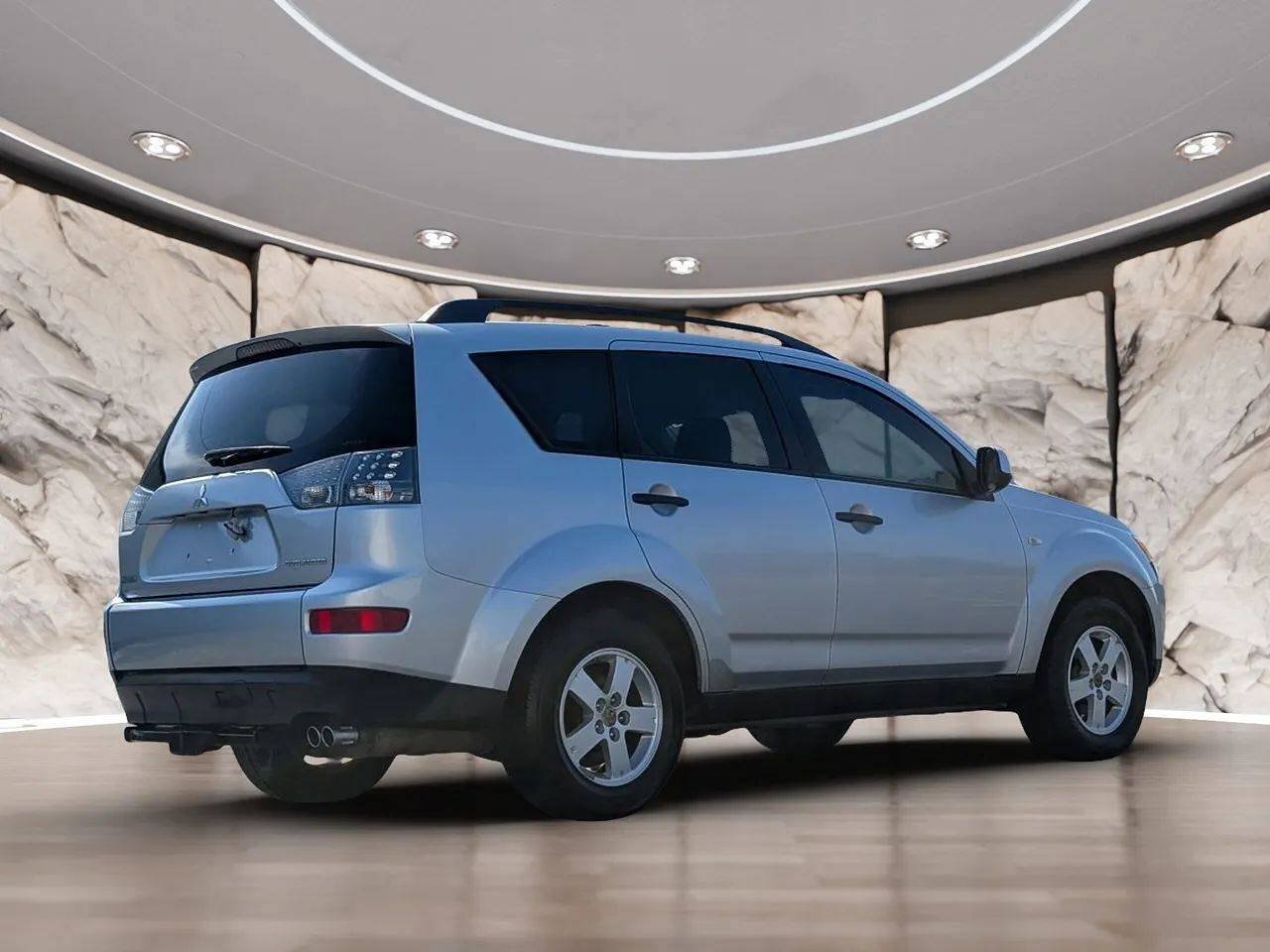 Used 2007 Mitsubishi Outlander LS AWD/4WD image 12