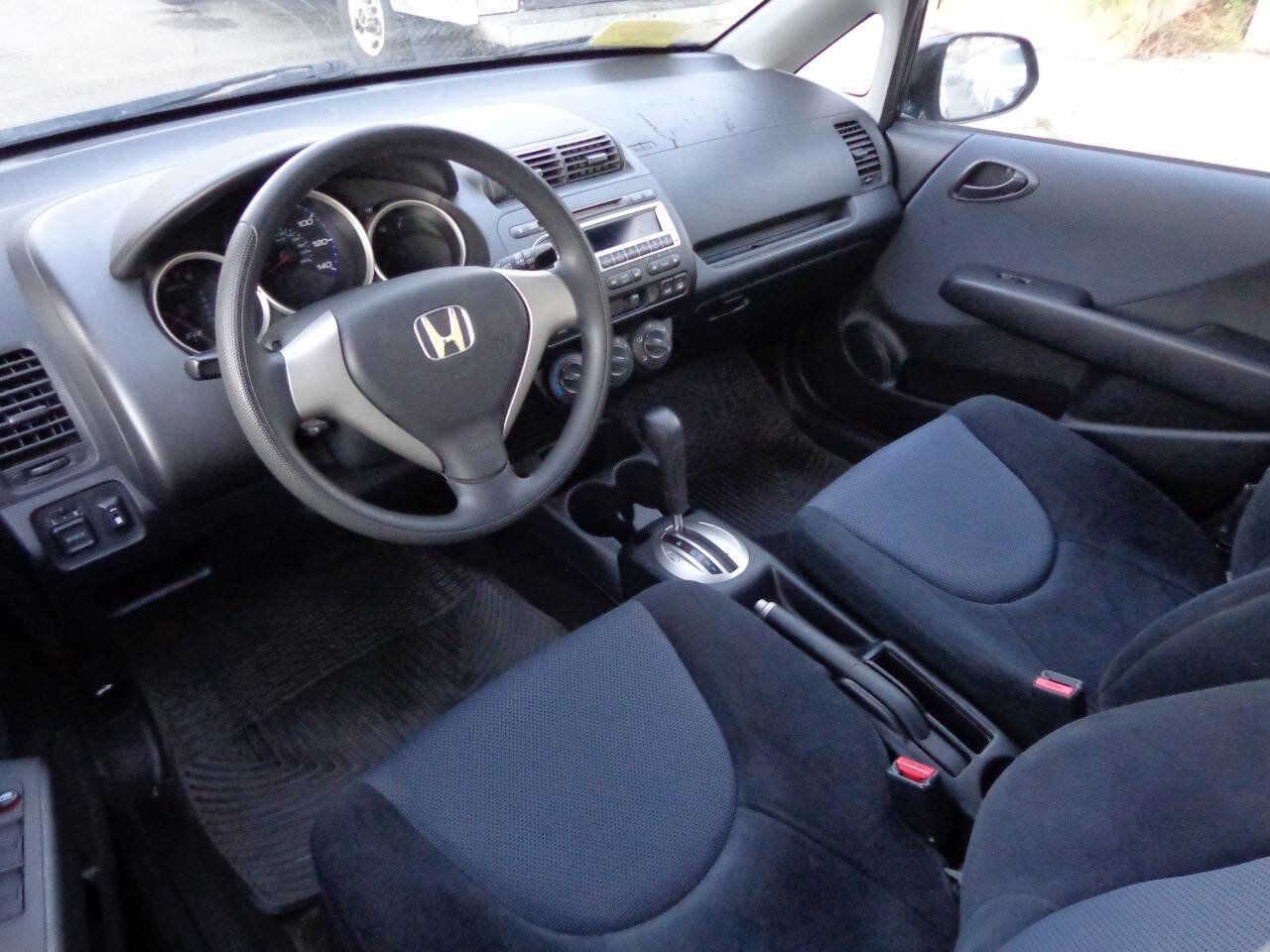 Used 2008 Honda Fit image 9