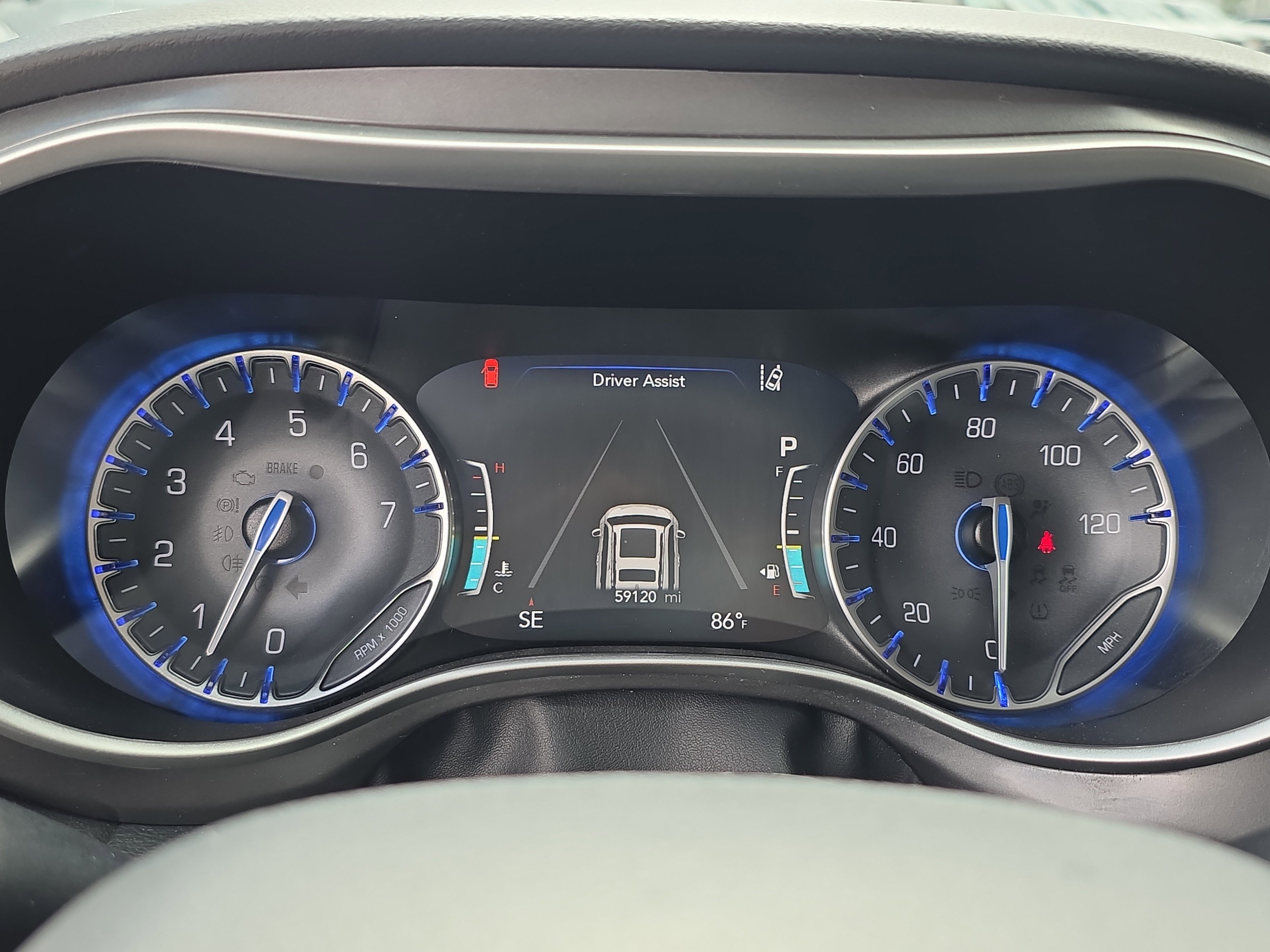 Used 2024 Chrysler Pacifica Touring-L FWD image 25