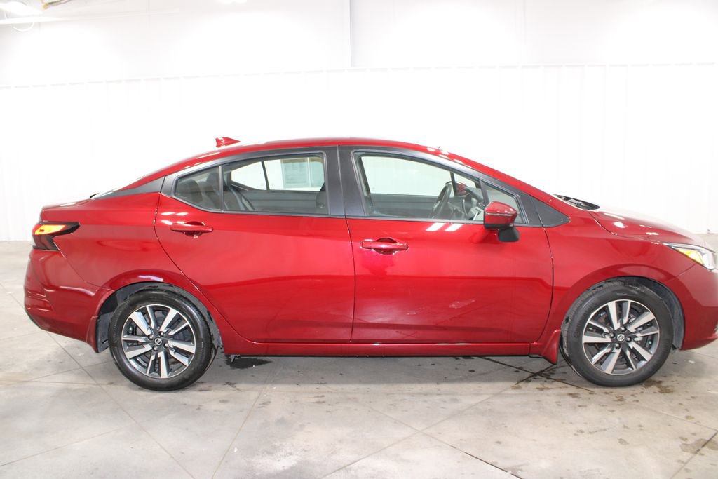 Used 2021 Nissan Versa SV image 11