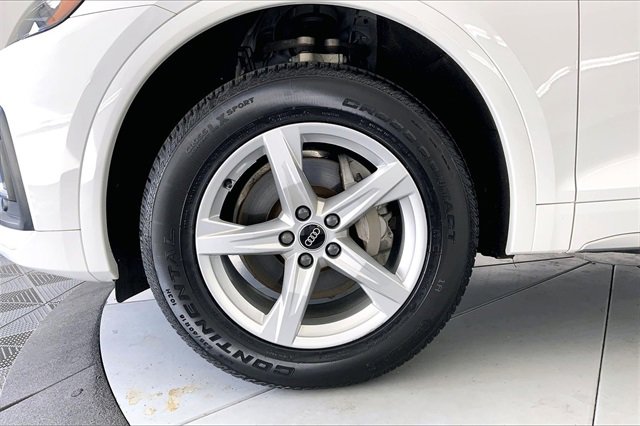 Certified 2023 Audi Q5 2.0T Premium w/ Convenience Package image 9