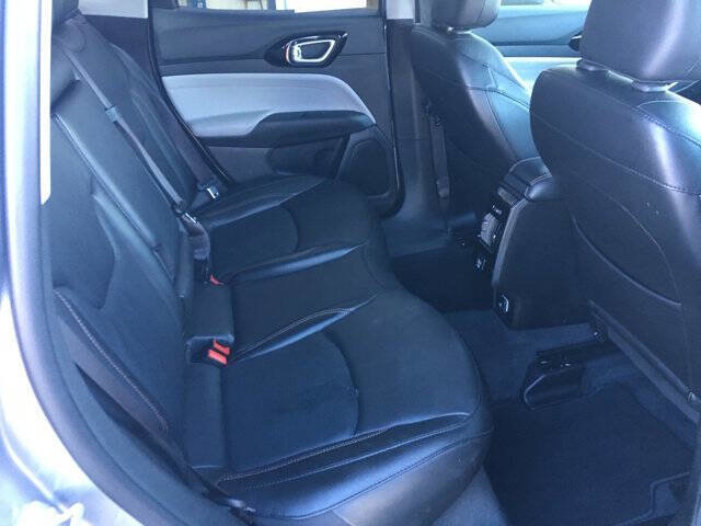 Used 2022 Jeep Compass Limited image 29