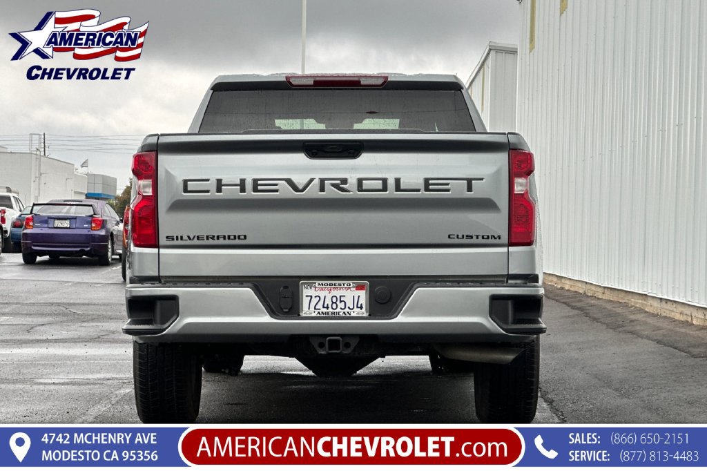 Used 2026 Chevrolet Silverado 1500 Custom w/ LPO, Dark Essentials Package RWD image 5