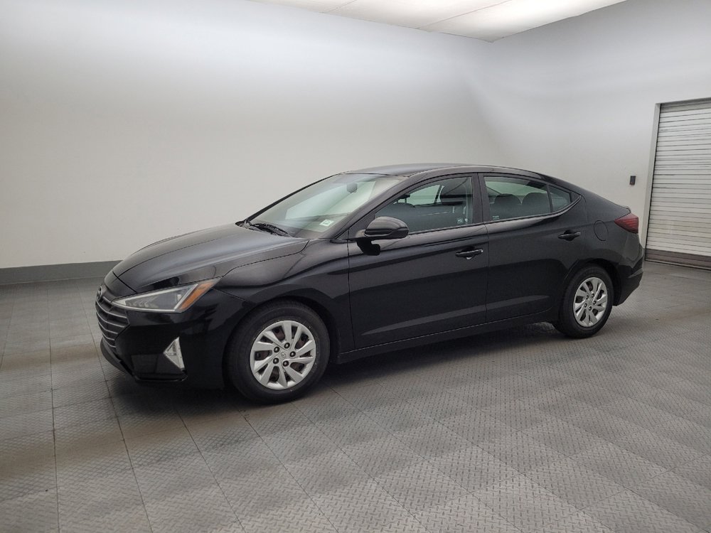 Used 2019 Hyundai Elantra SE w/ Cargo Package FWD image 2