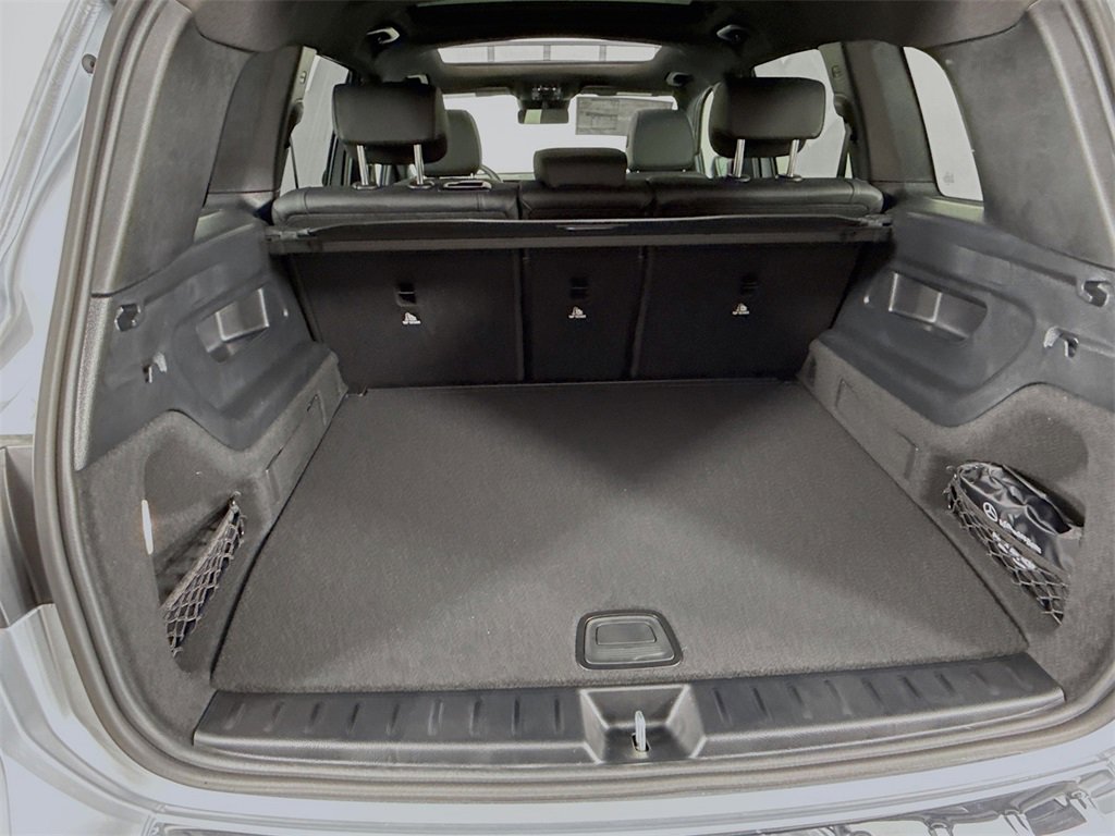 Used 2025 Mercedes-Benz GLB 250 4MATIC image 28