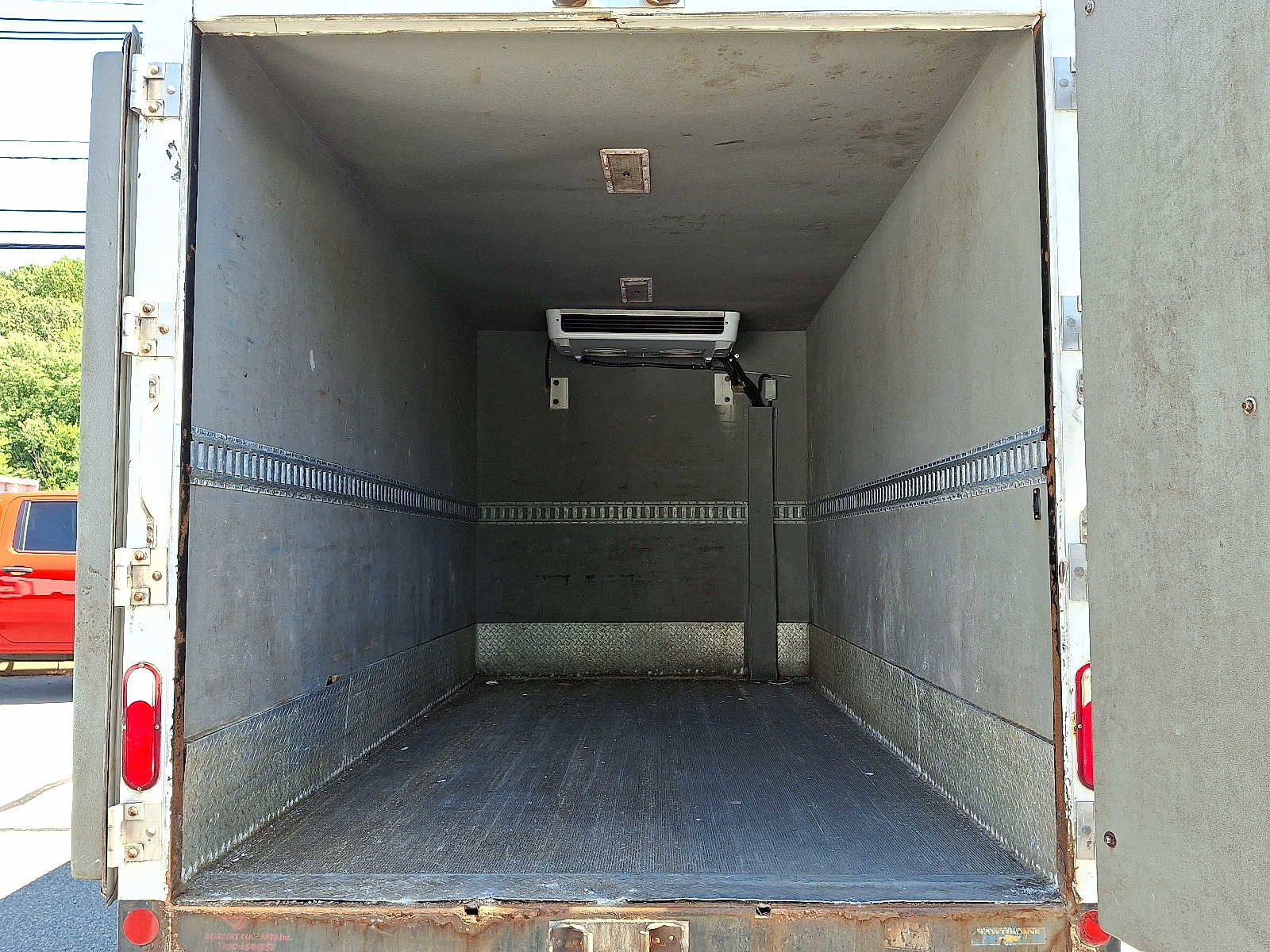 Used 2016 Chevrolet Express 3500 image 26