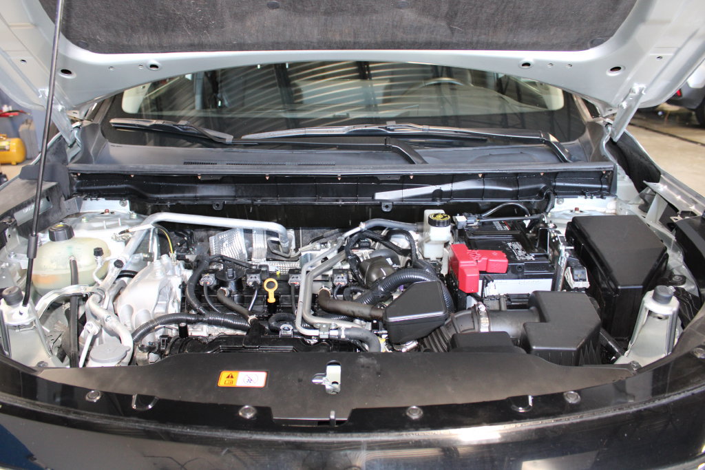 Used 2025 Mitsubishi Outlander SE AWD/4WD image 8