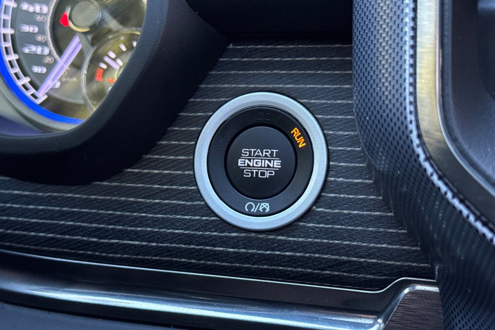 Used 2020 RAM 1500 Limited image 32