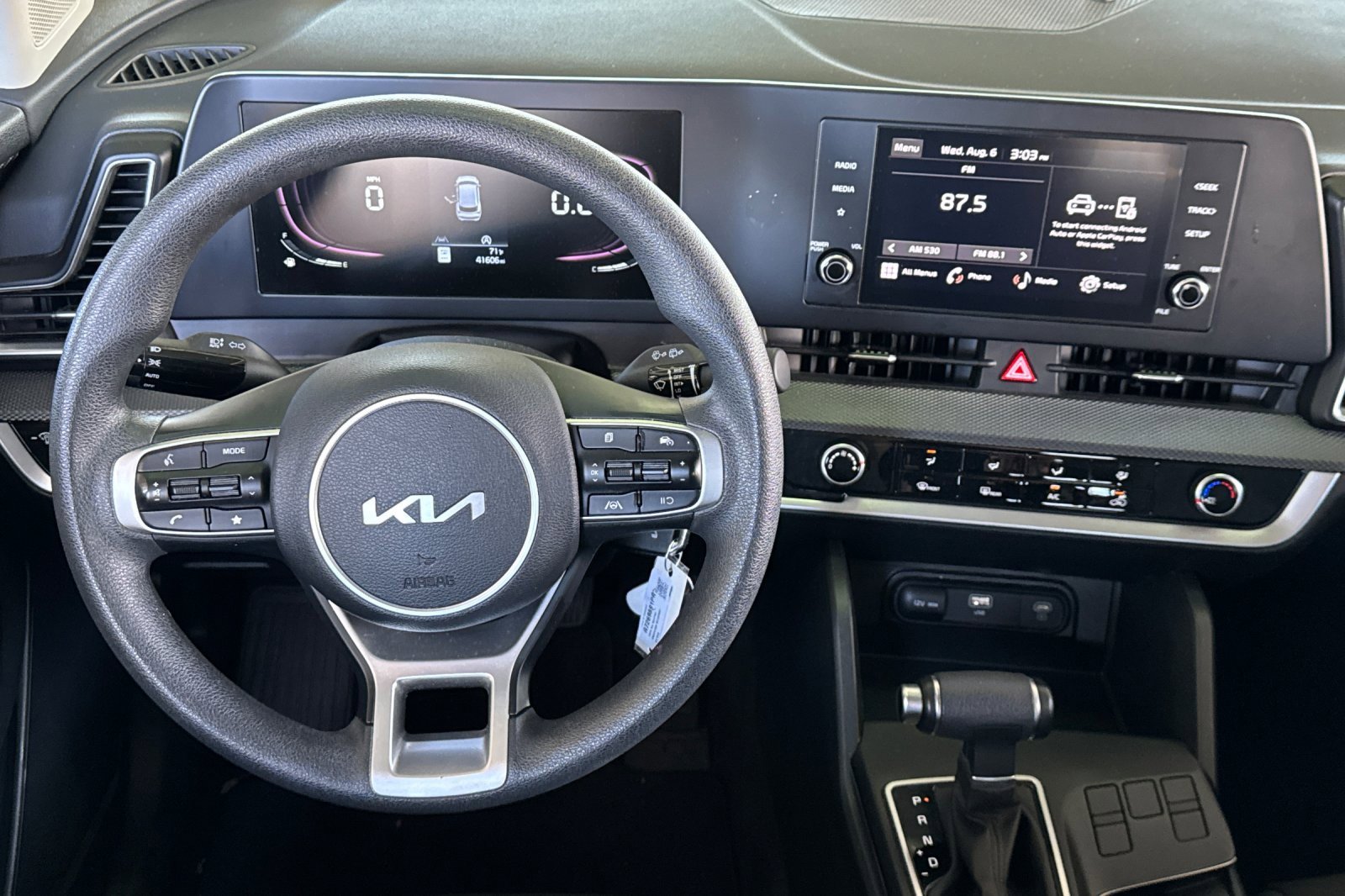 Used 2024 Kia Sportage LX image 17