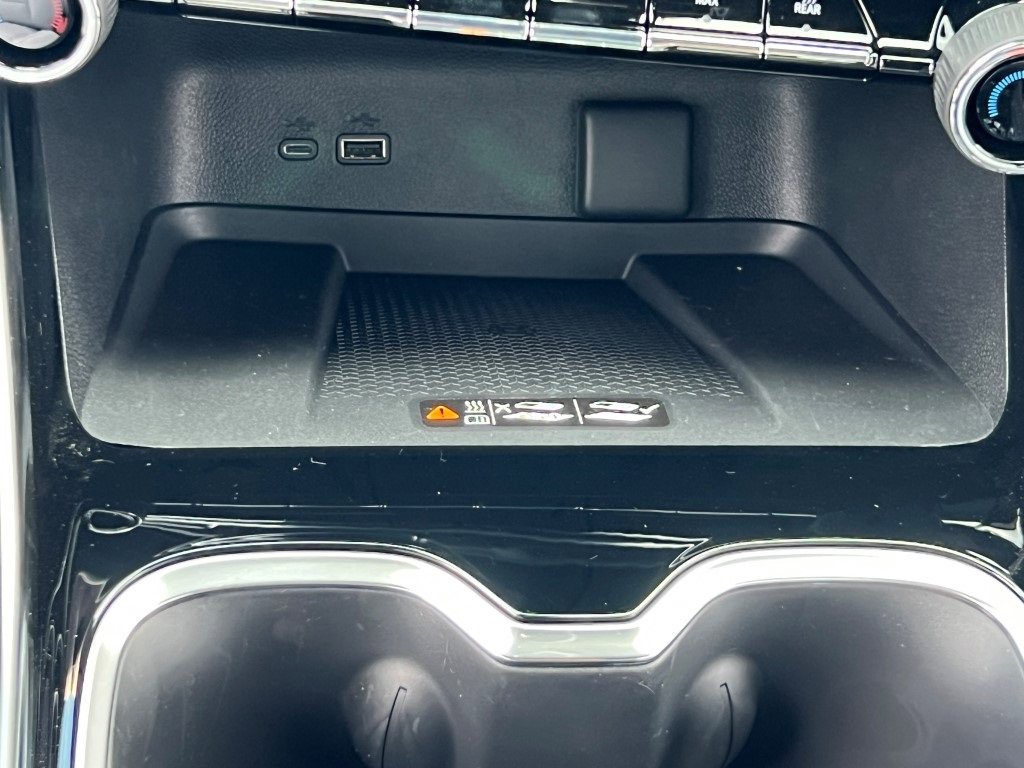 New 2026 Chevrolet Traverse High Country image 24