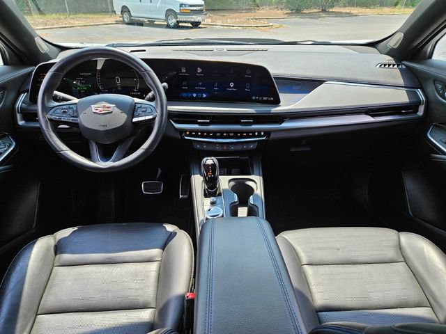 Used 2024 Cadillac XT4 Sport FWD image 13