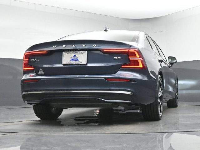 Used 2024 Volvo S60 B5 Plus w/ Climate Package FWD image 41