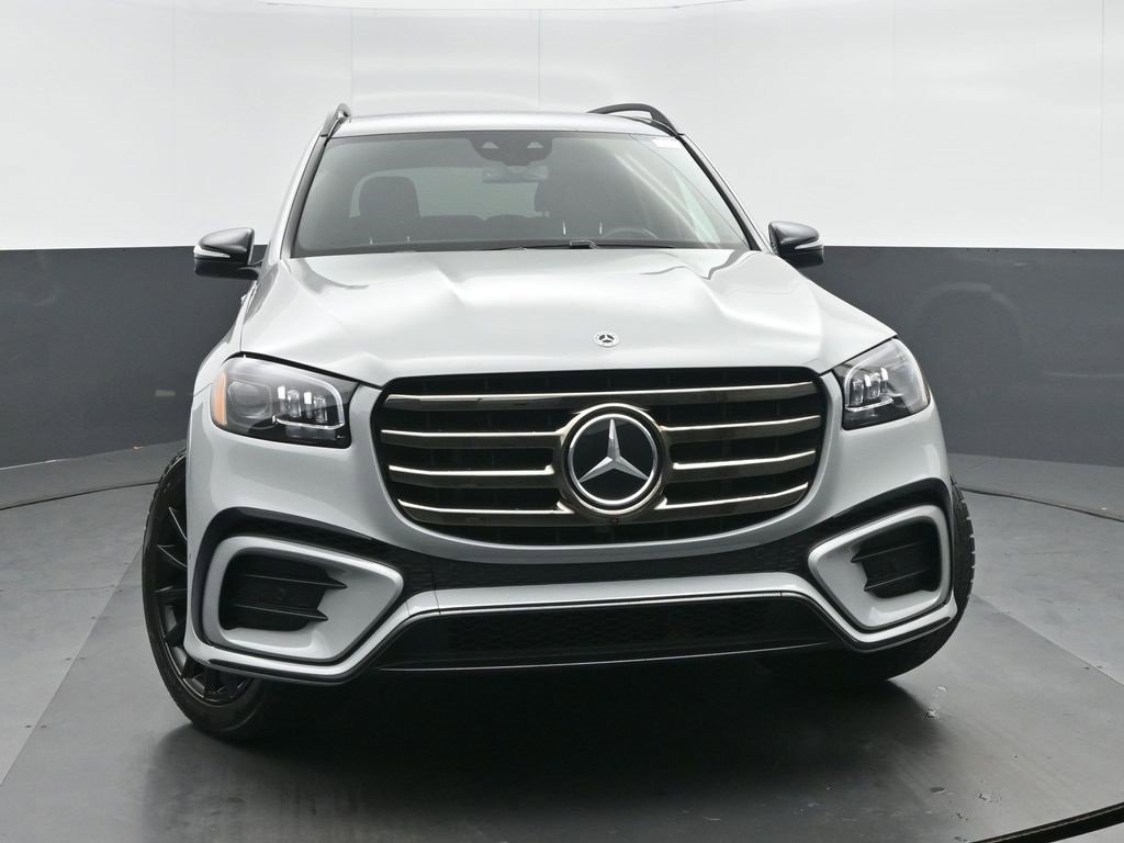 Used 2024 Mercedes-Benz GLS 580 4MATIC image 8