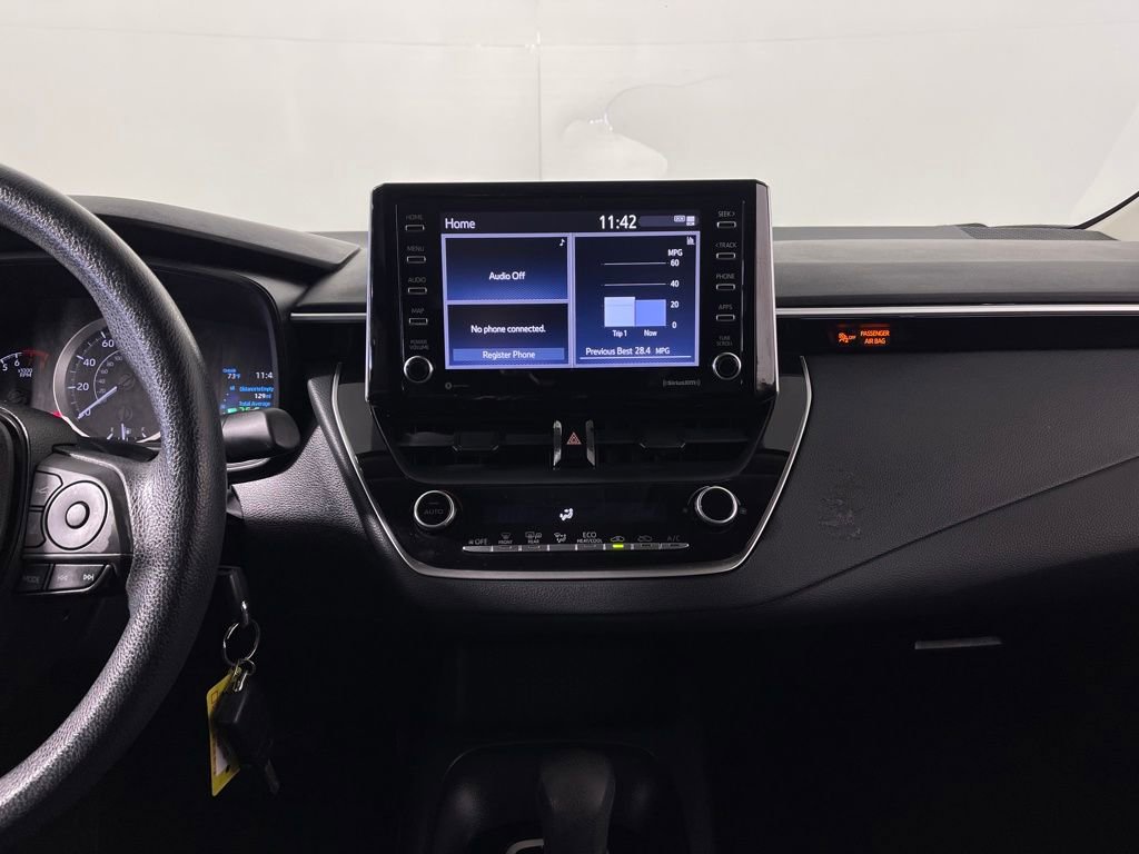 Used 2021 Toyota Corolla LE image 15