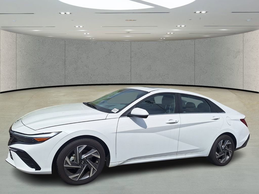 Used 2025 Hyundai Elantra SEL