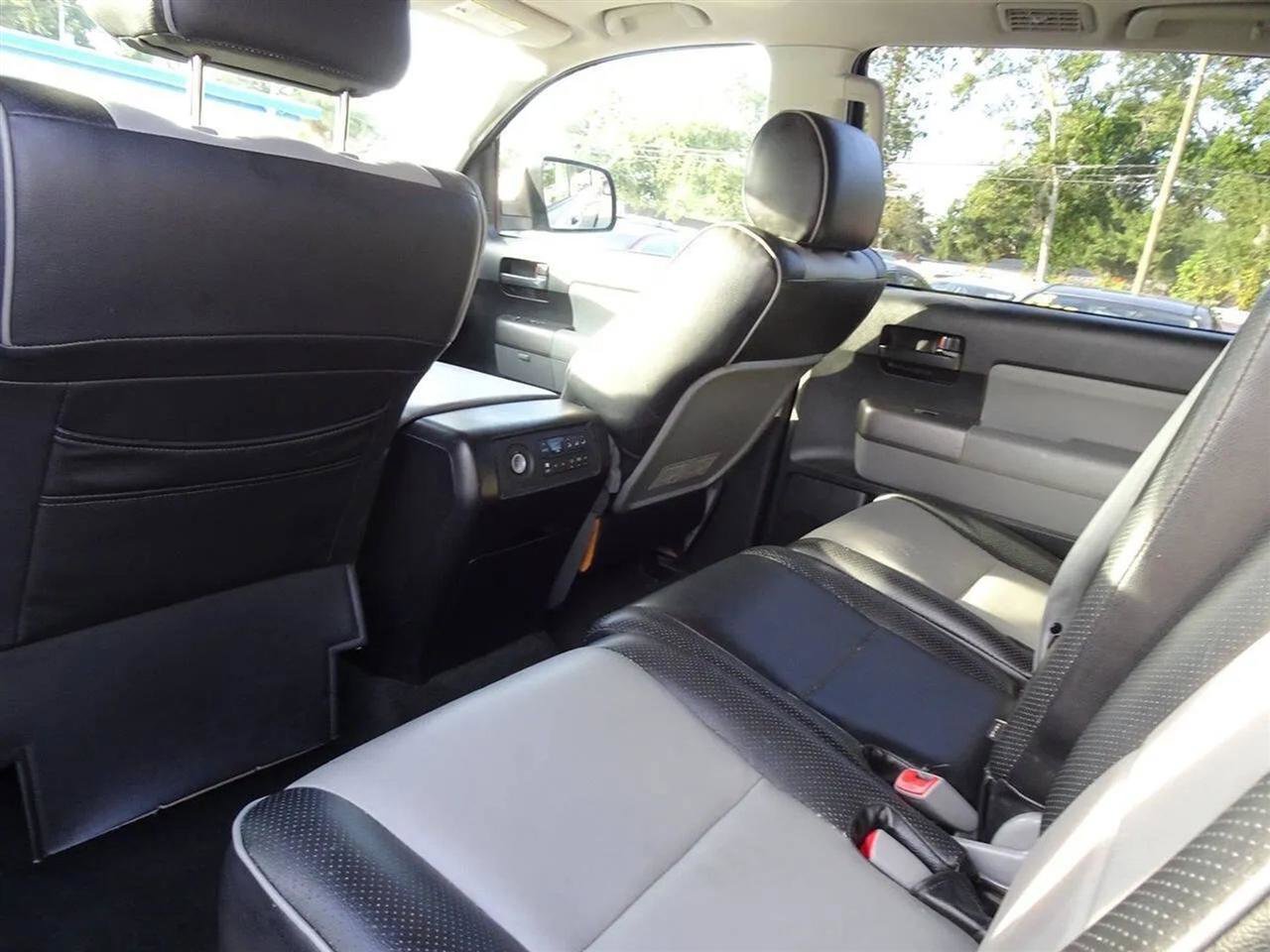 Used 2012 Toyota Sequoia SR5 image 21