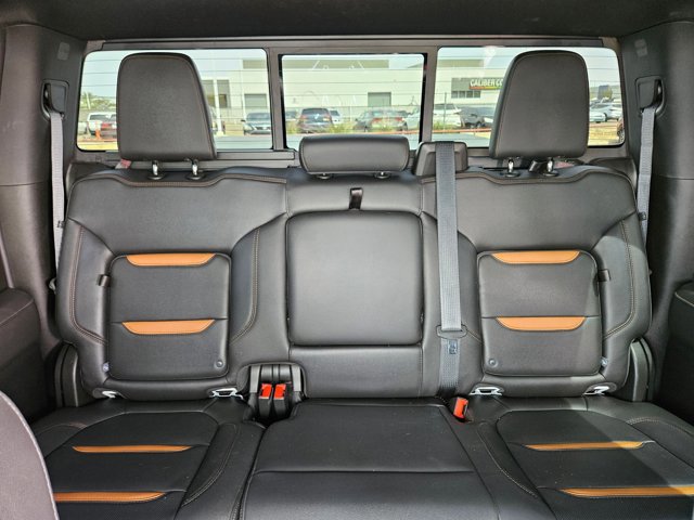 Used 2020 GMC Sierra 1500 AT4 w/ AT4 Premium Package AWD/4WD image 13