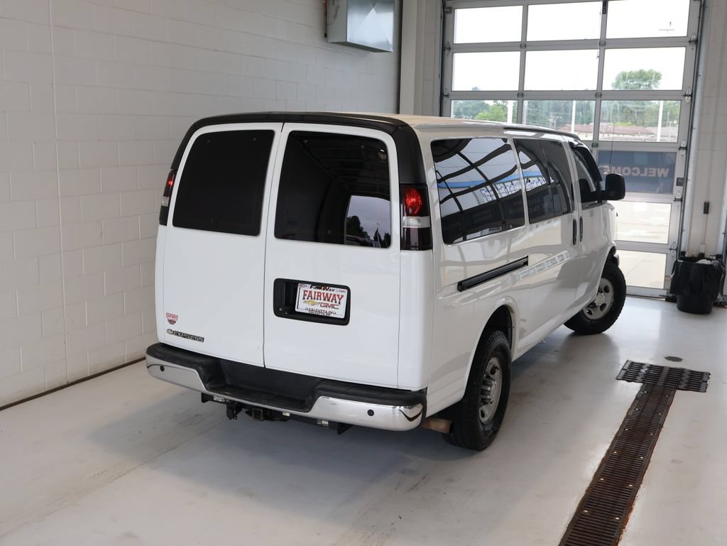 Used 2013 Chevrolet Express 3500 LT w/ LT Preferred Equipment Group RWD image 33