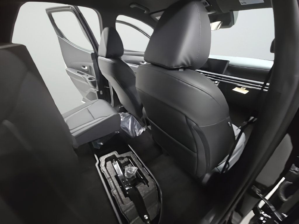 New 2027 Hyundai Santa Cruz SE AWD/4WD image 22