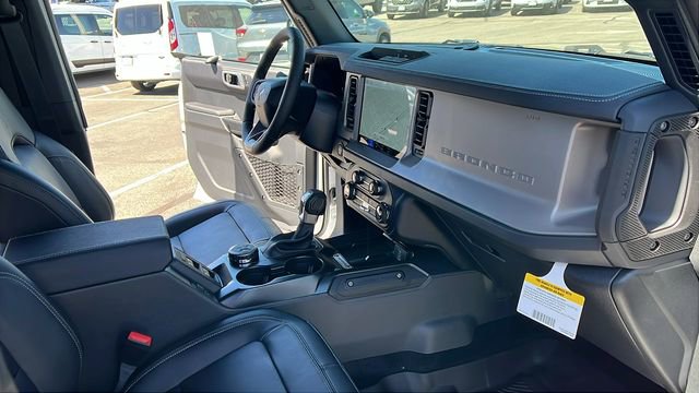 New 2026 Ford Bronco Outer Banks AWD/4WD image 12