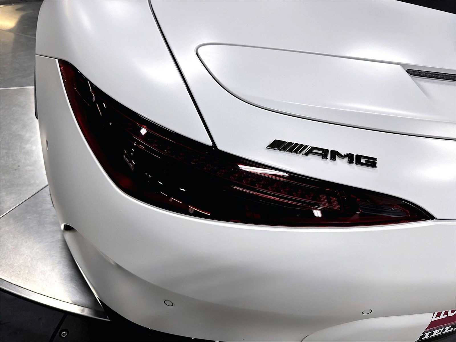 Used 2022 Mercedes-Benz SL 63 AMG 4MATIC image 33