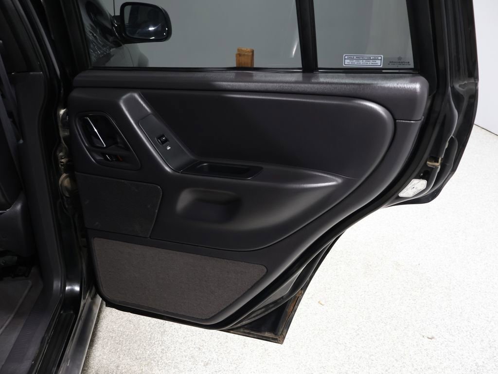 Used 2000 Jeep Grand Cherokee Laredo image 20