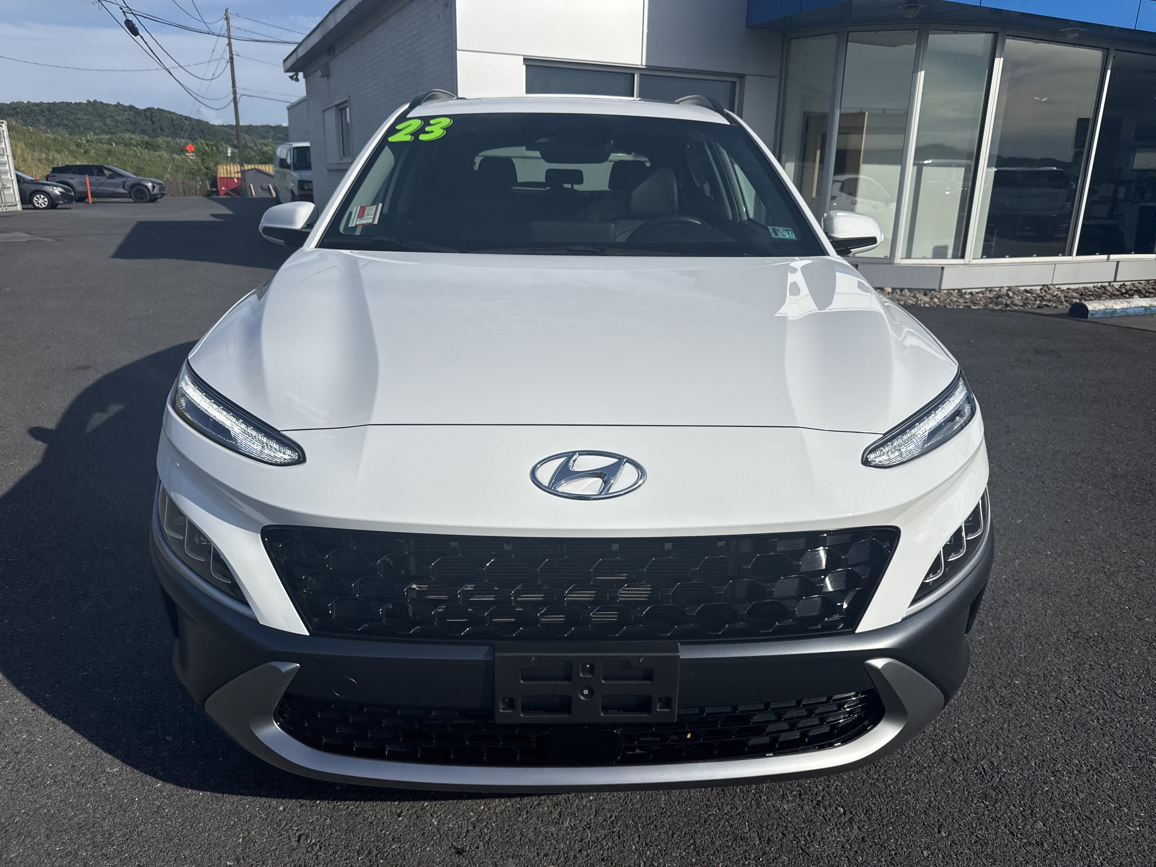Used 2023 Hyundai Kona Limited w/ Cargo Package AWD/4WD image 8
