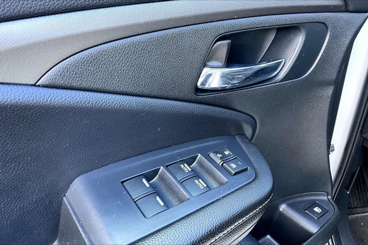 Used 2024 Honda Ridgeline Sport image 31