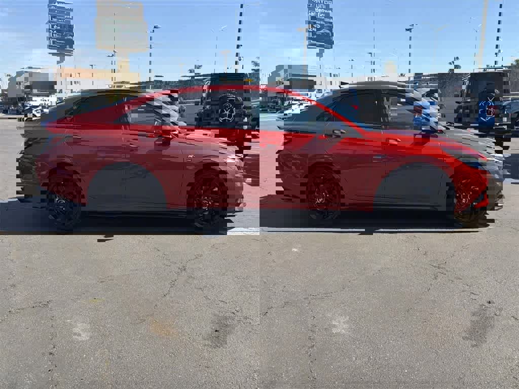 Used 2022 Hyundai Elantra N Line w/ Cargo Package image 7