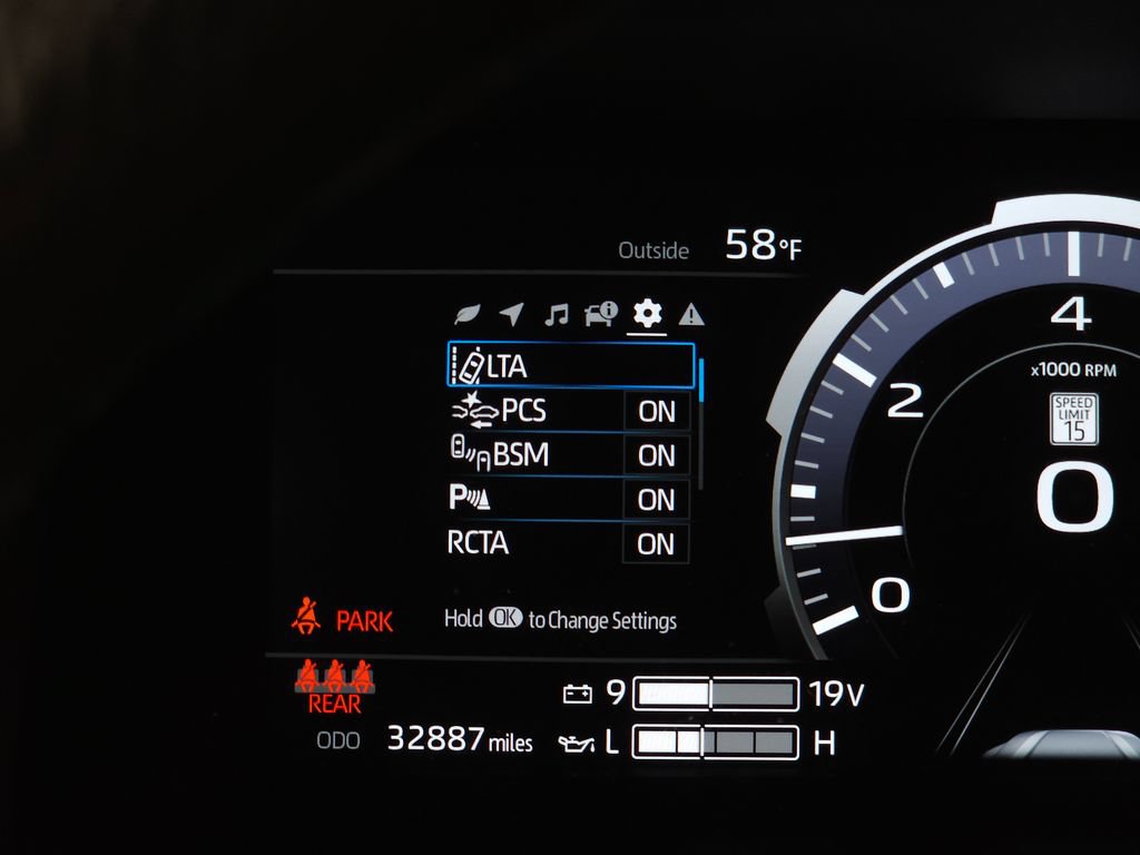 Used 2024 Toyota Tundra Limited AWD/4WD image 22