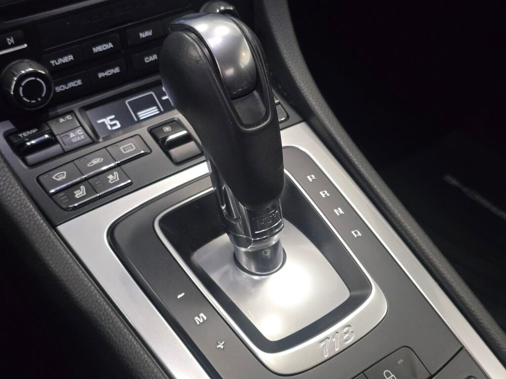 Certified 2018 Porsche 718 Cayman image 17