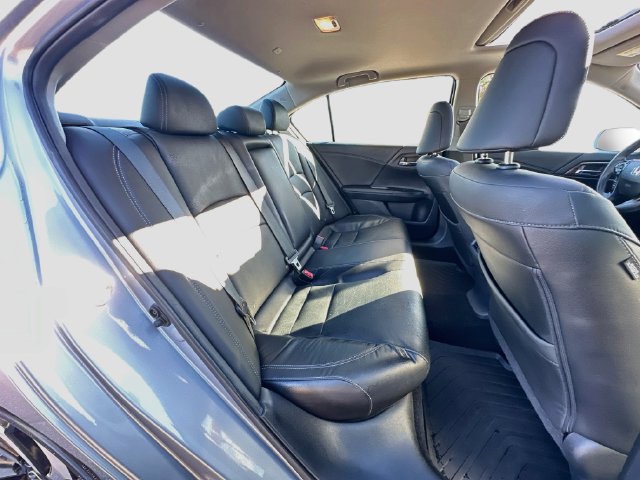 Used 2016 Honda Accord EX-L image 29